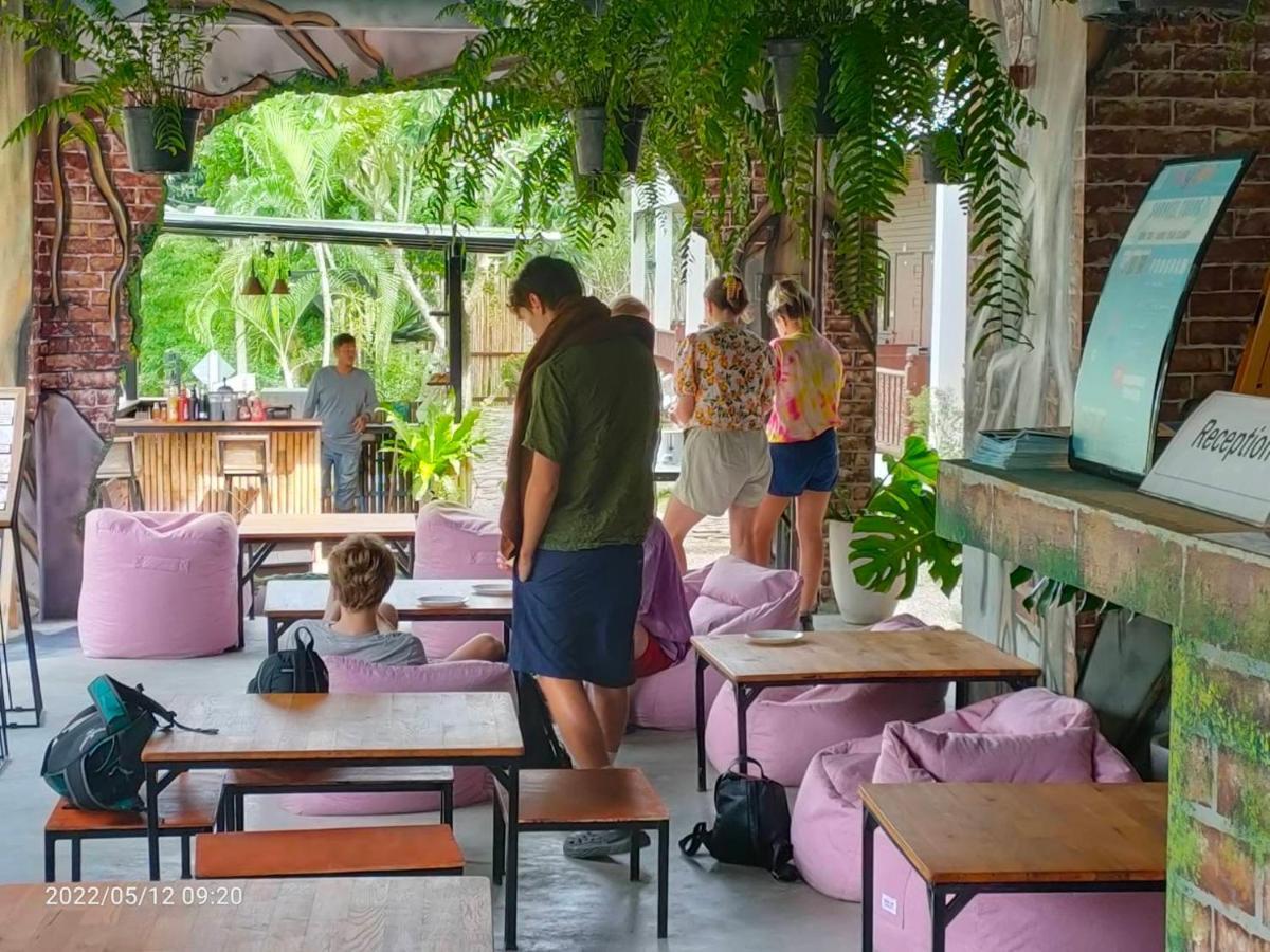 Save Hostel Ko Tao Exterior photo